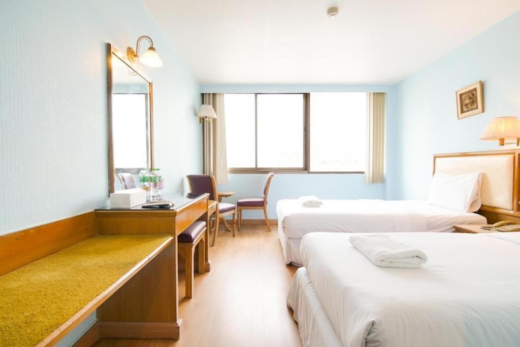 Wish Inn Chidlom V วิช อินน์ ชิดลม 2 Bangkok Kültér fotó