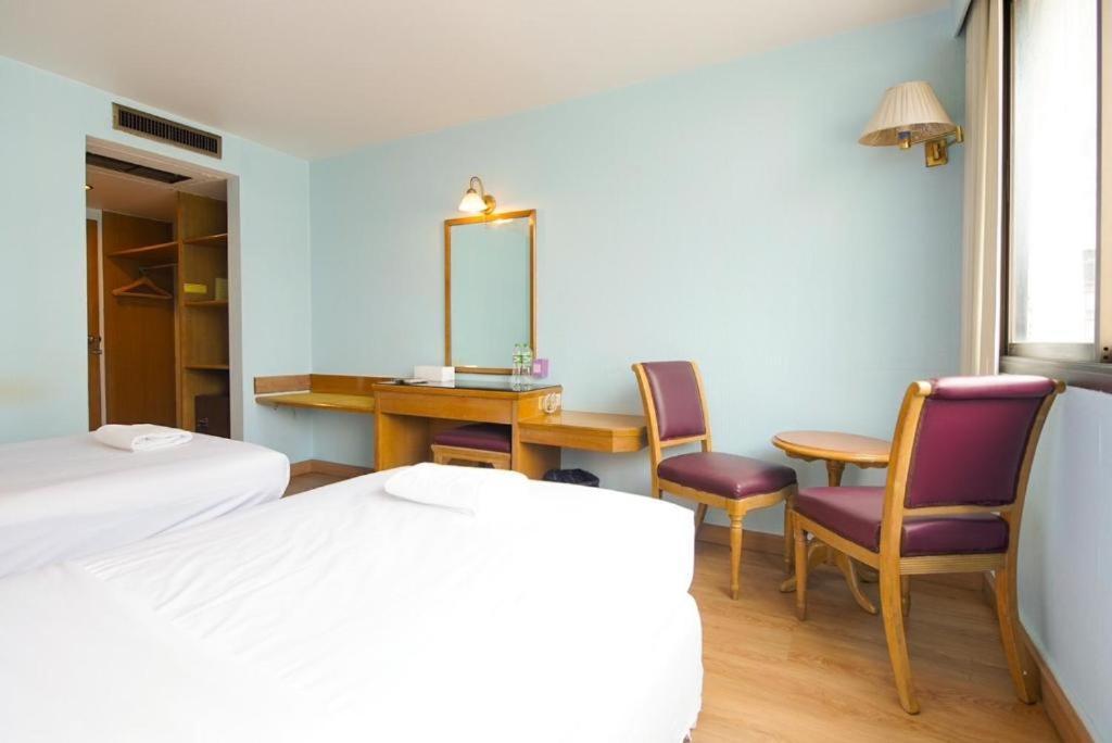 Wish Inn Chidlom V วิช อินน์ ชิดลม 2 Bangkok Kültér fotó