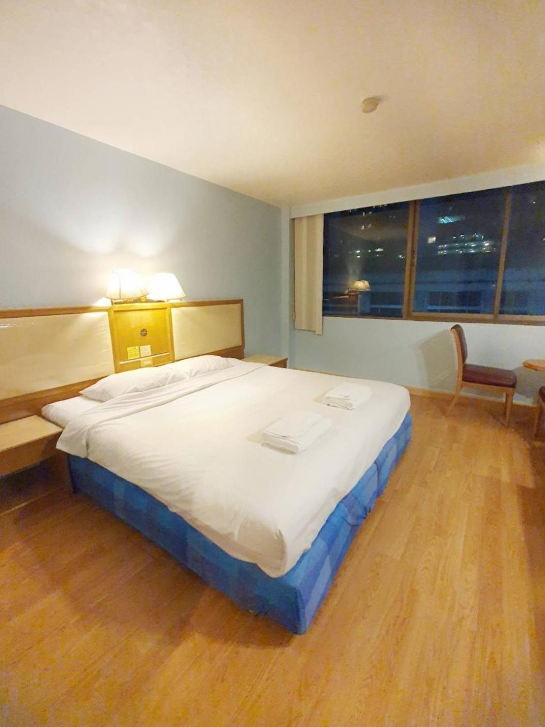 Wish Inn Chidlom V วิช อินน์ ชิดลม 2 Bangkok Kültér fotó